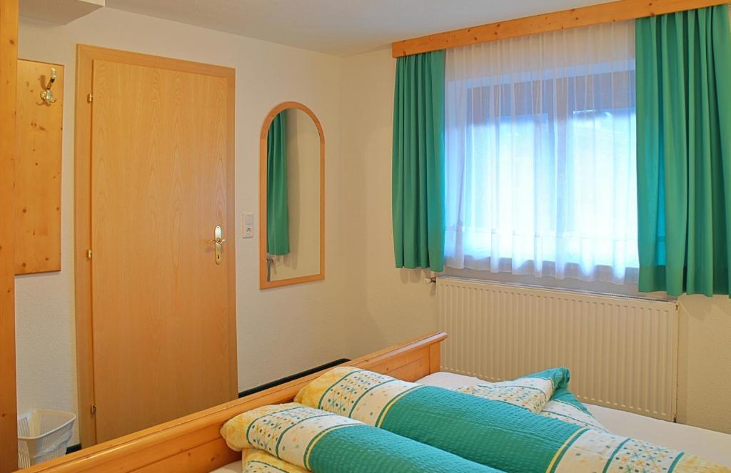 Gaestehaus Resi Jerzens Kamer foto