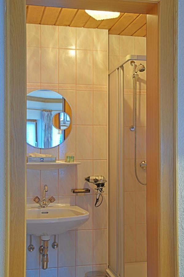 Gaestehaus Resi Jerzens Kamer foto